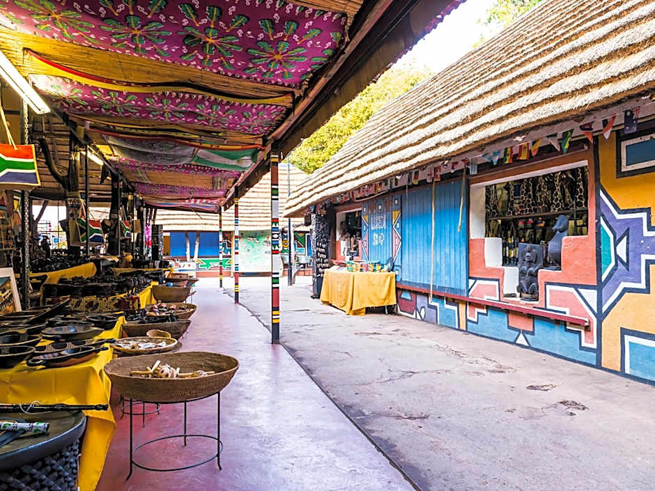 aha Lesedi African Lodge & Cultural Village