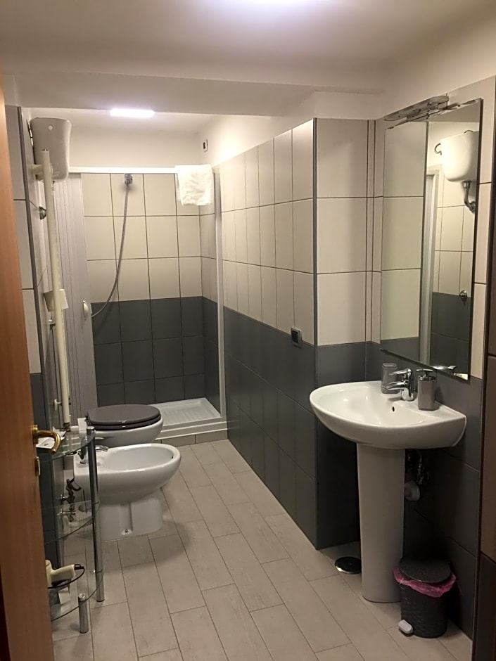 B&B Feni – Pompeji, CO