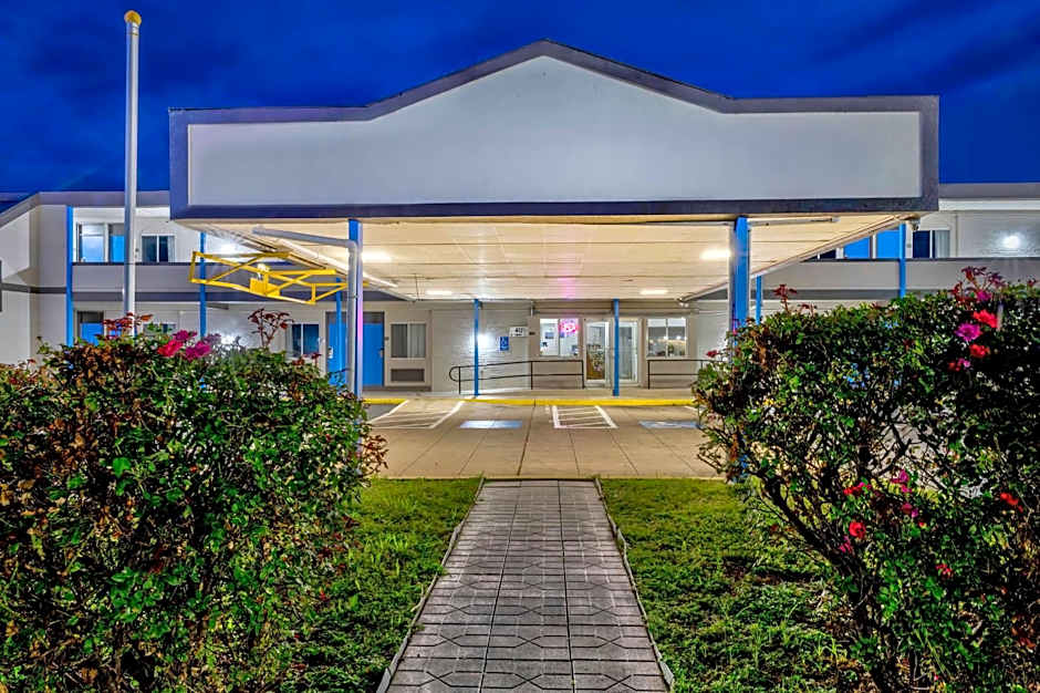 Motel 6 Harrisburg PA Near PA Expo Center