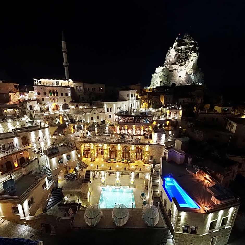 Elika Cave Suites & Spa