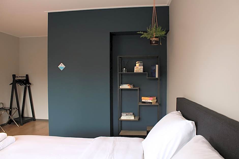 HOLT Hotel