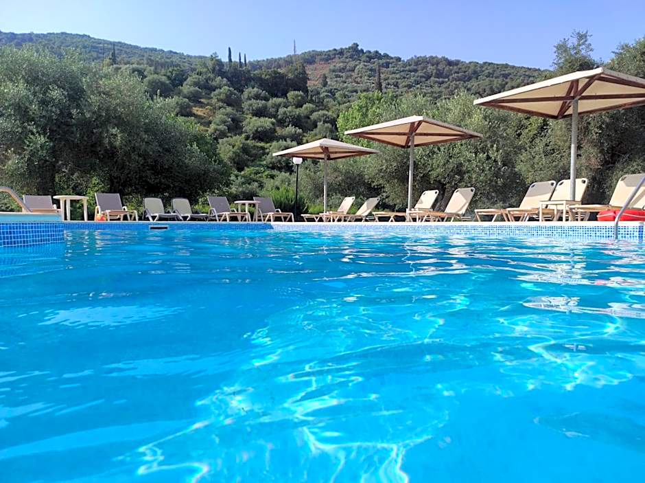 Donatos Apartments & Studios