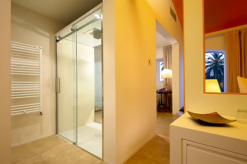 Zdjęcie 1 z 19 — Suite