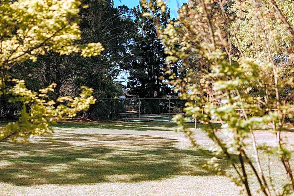 Federation Gardens & Possums Hideaway