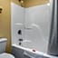 Econo Lodge Inn & Suites Evergreen