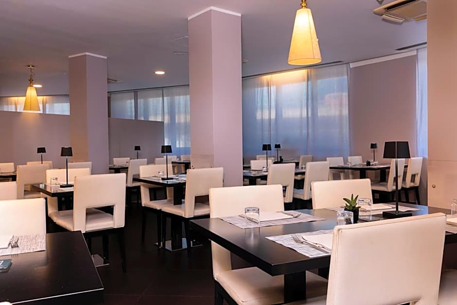 Holiday Inn Genoa City By IHG