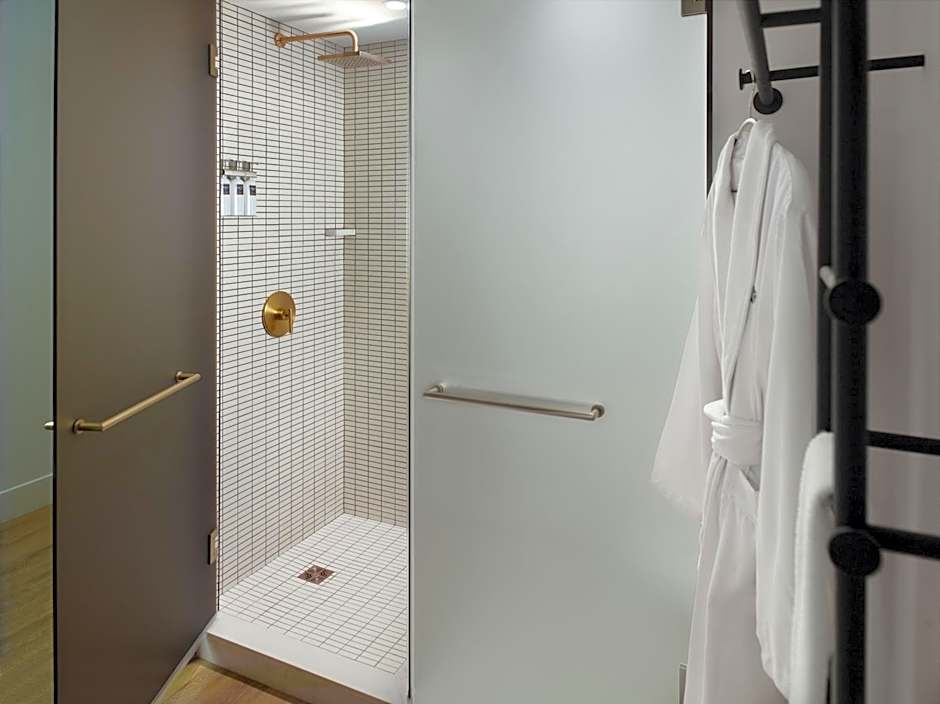 Omni Boston Hotel at the Seaport