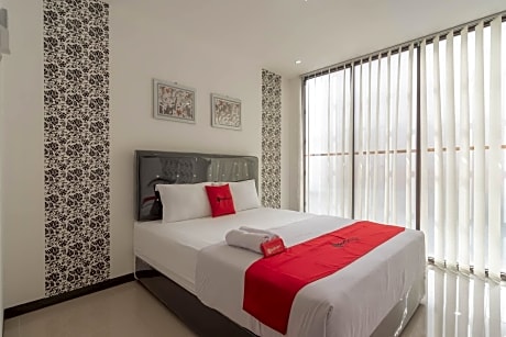 Koolkost @ Regol Park (Minimum Stay 6 Nights)