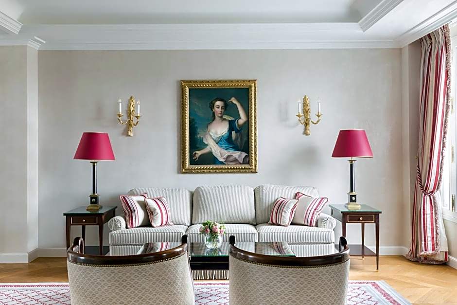 Le Bristol Paris, Oetker Hotels