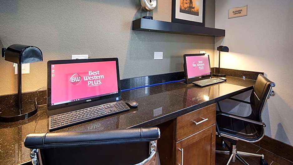 Best Western Plus Denver City Hotel & Suites