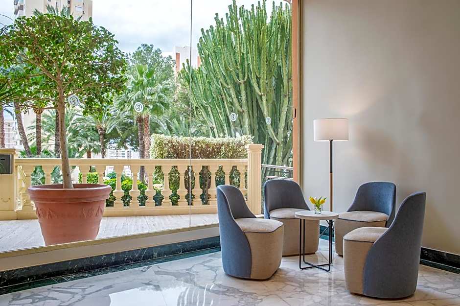 Hotel Benidorm East by Pierre & Vacances