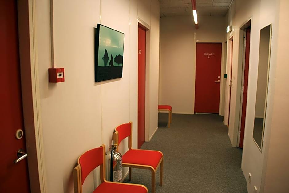 101 Guesthouse Hotel