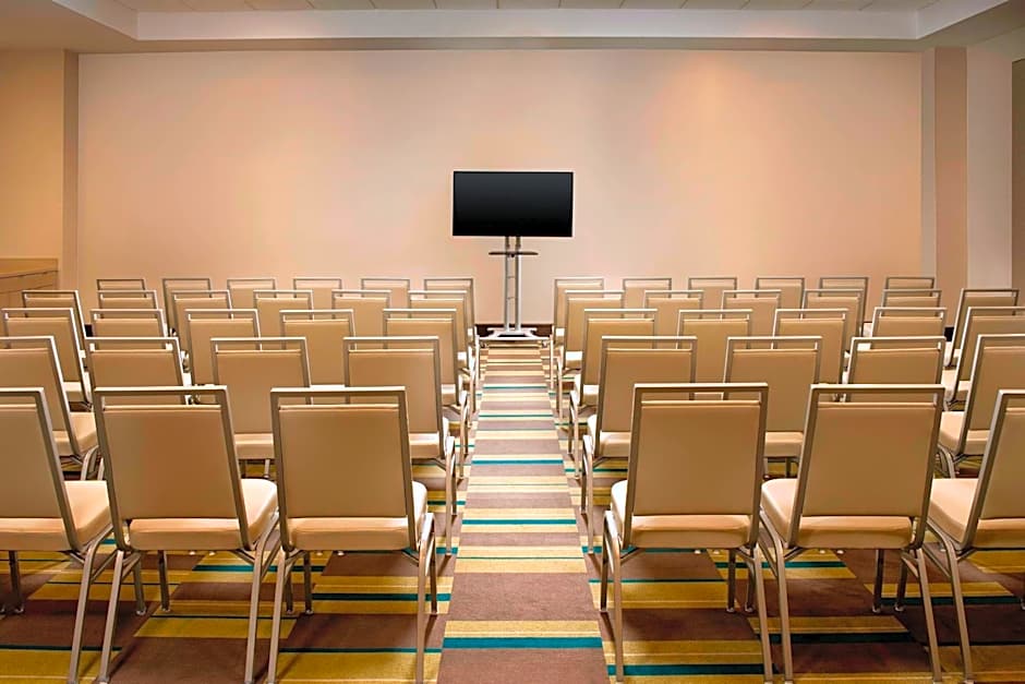 Four Points By Sheraton Jacksonville Beachfront