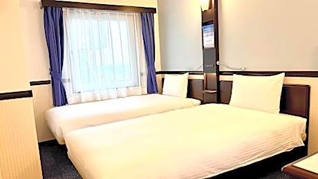 Twin Room - Non-Smoking