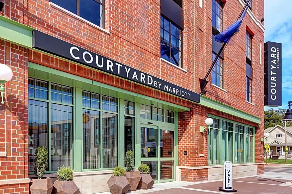 Courtyard by Marriott® Manhattan Aggieville