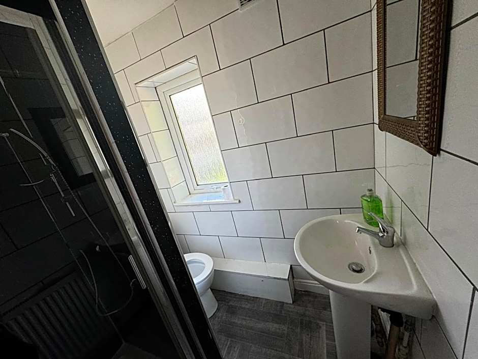 Deluxe Double Bedroom Manchester