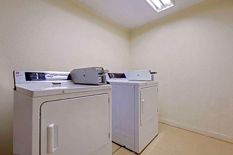 Travelodge by Wyndham Ozona