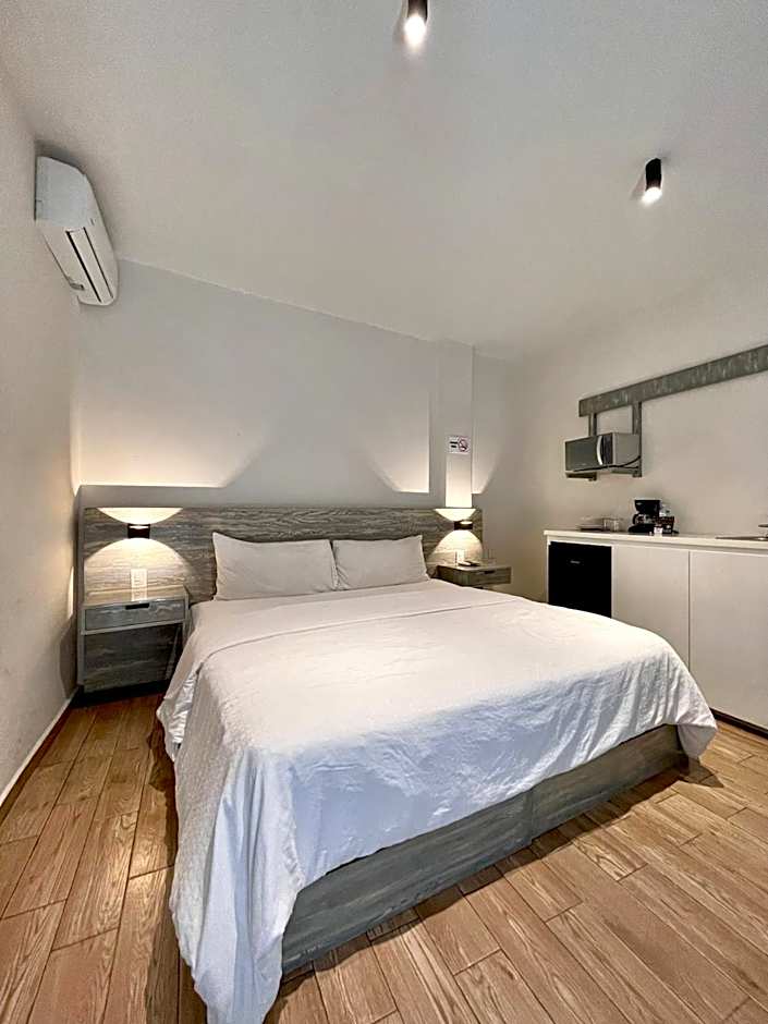 Photo 1 of 11 of Executive Suite