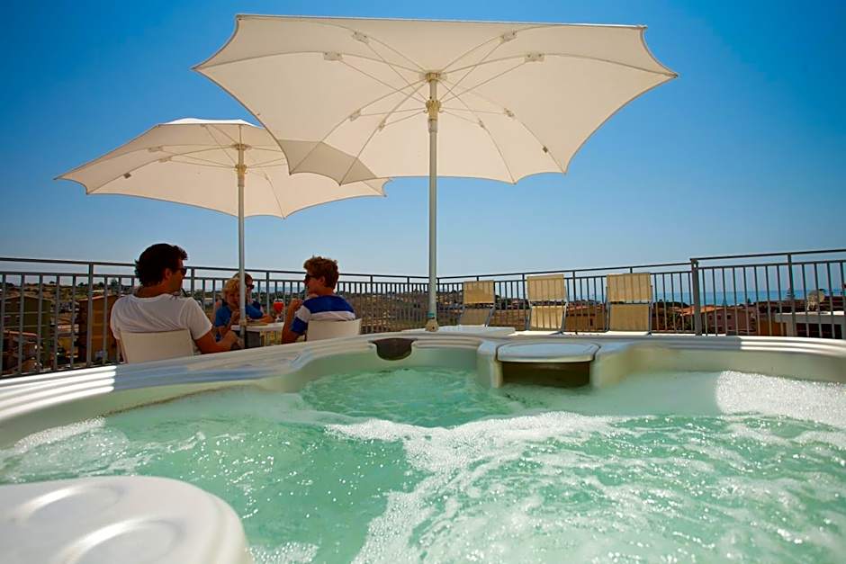 Hotel Costazzurra Museum & Spa