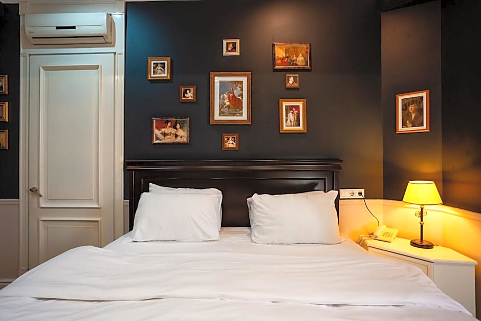 Piazza Boutique Hotel