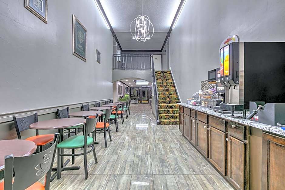 Super 8 by Wyndham Grand Prairie North