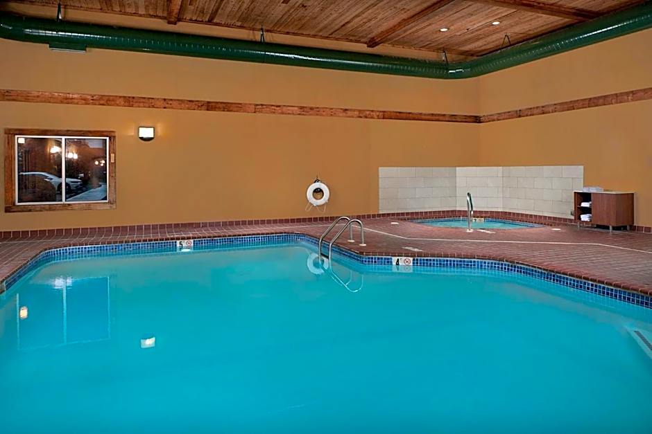 Holiday Inn Express Hotel & Suites Anniston/Oxford By IHG