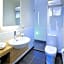 Mercure Melbourne Therry Street