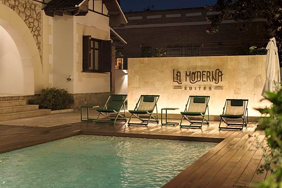La Moderna Suites