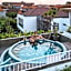 Roomates Surf Camp Canggu by Ini Vie Hospitality