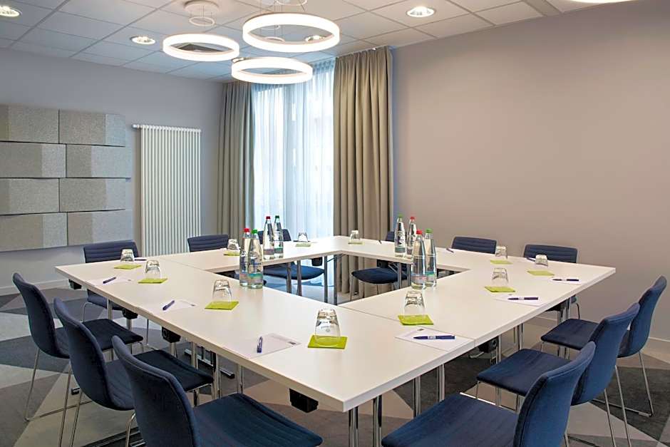 Holiday Inn Express Stuttgart Airport, an IHG Hotel