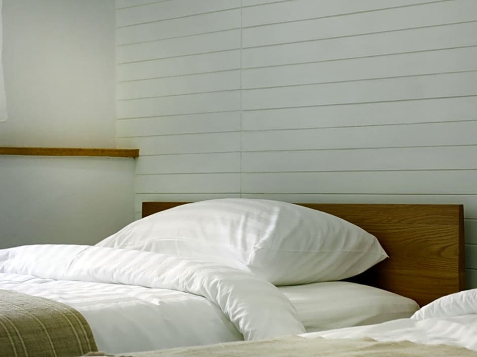 Eat Sleep Cafe And Bed