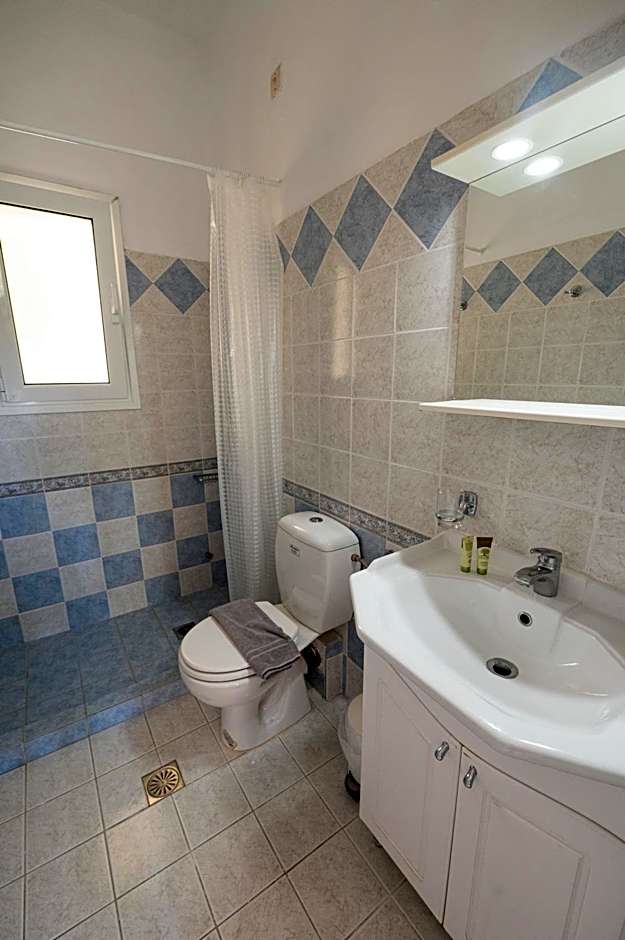 The White Rose Hotel