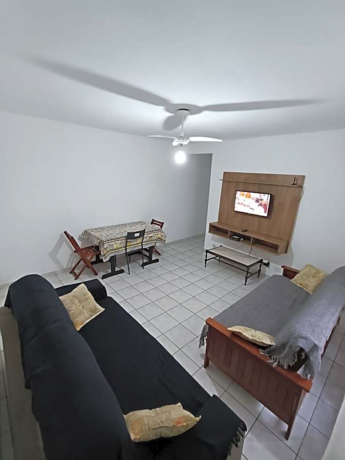 Apartamento Térreo - 40m da Praia - Enseada - Guarujá