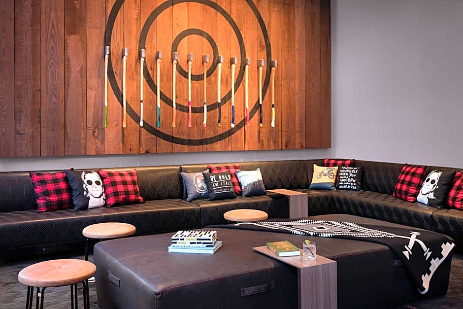 Moxy by Marriott Seattle Downtown