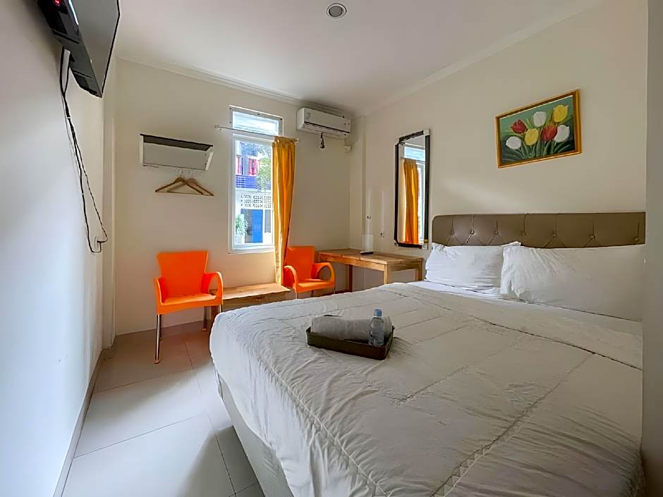 Urbanview Hotel Minongga Pondok Labu by RedDoorz