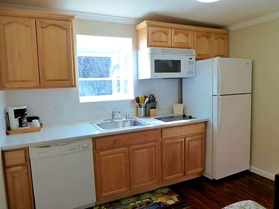 Americas Best Value Inn & Suites Royal Carriage