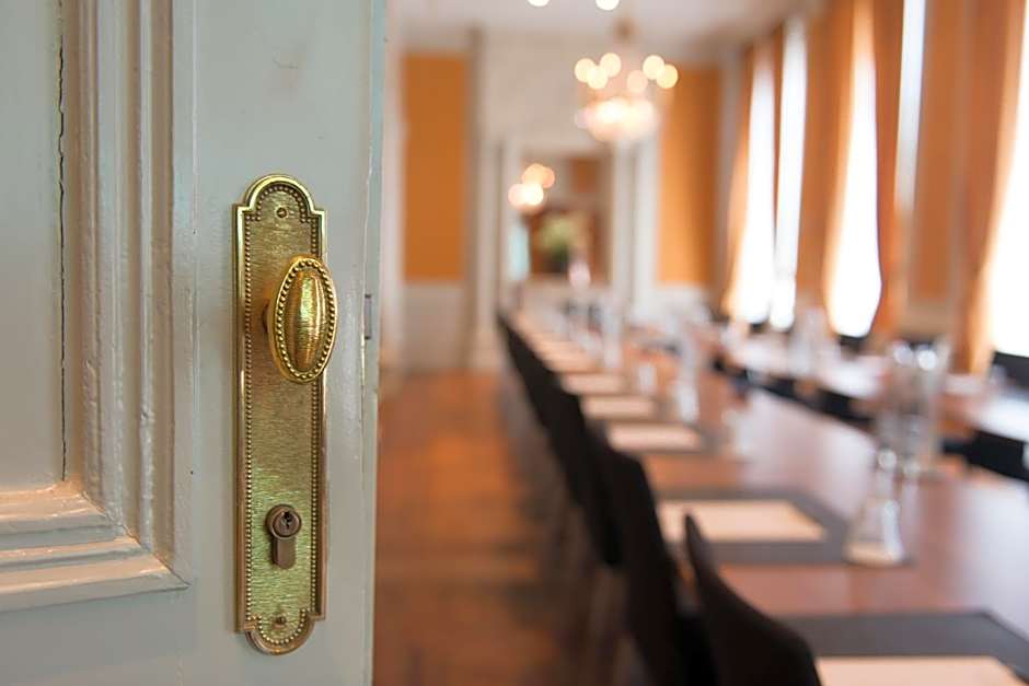 Dukes' Arches Brugge Adults only