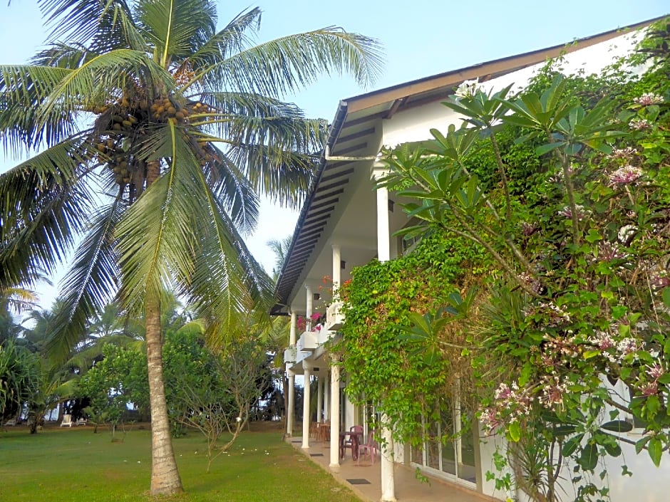 Raja Beach Hotel