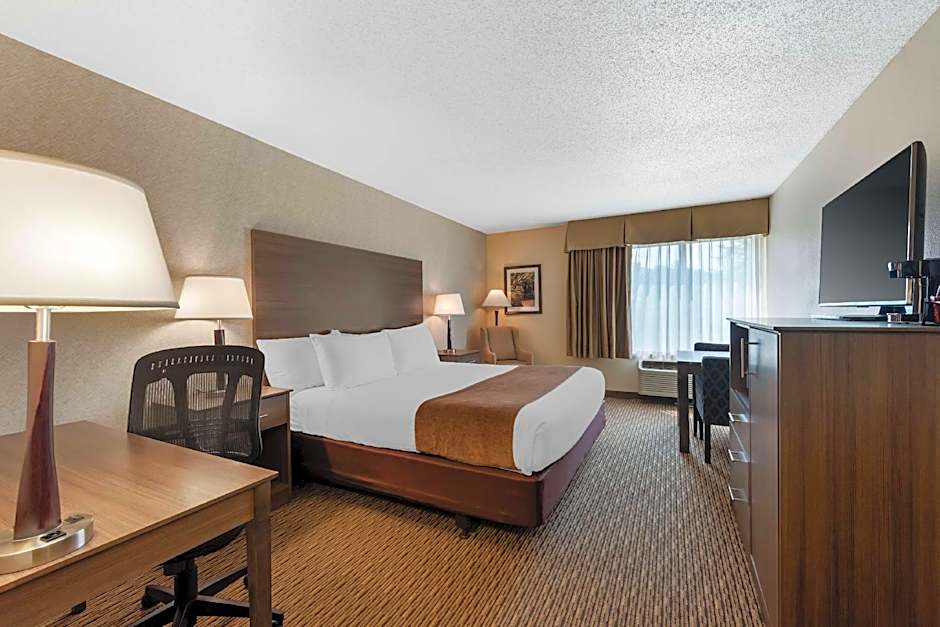 Best Western Spooner Riverplace