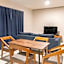 Quieto Hotel Suites