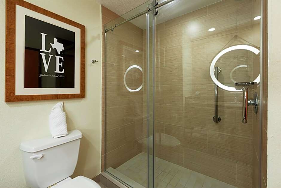 DoubleTree By Hilton Hotel Galveston Beach