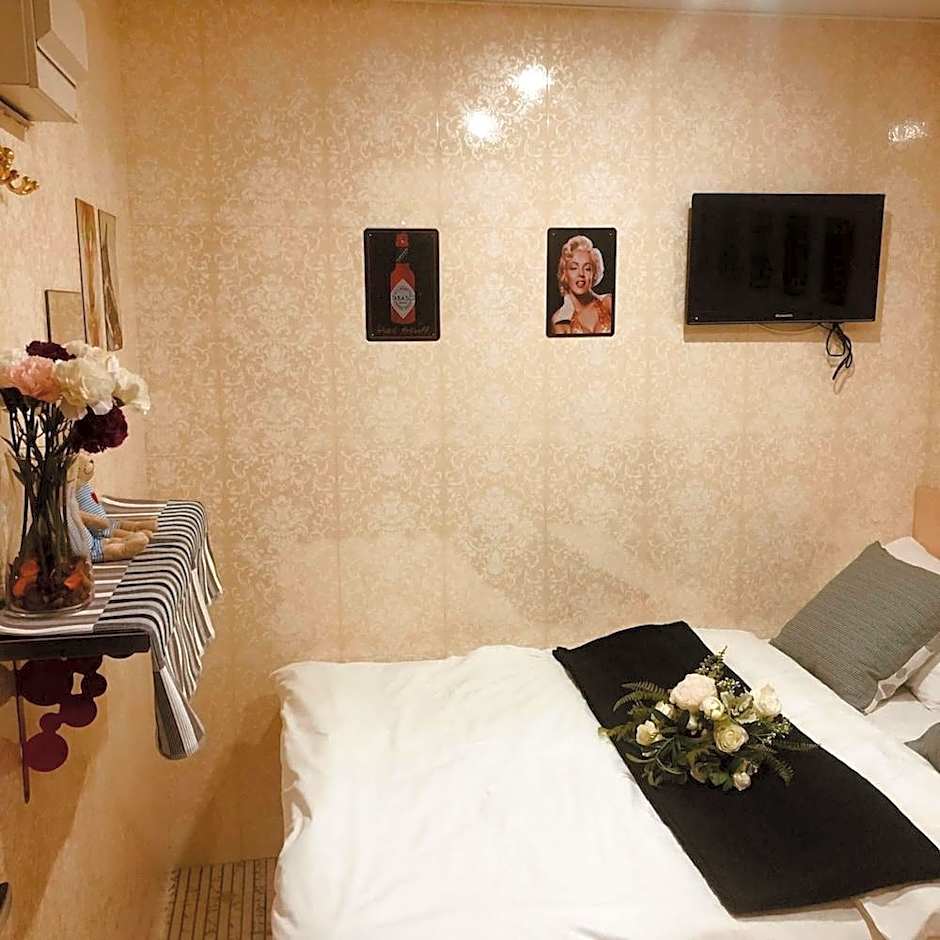 Timehouse (Hong Kong Hostel)