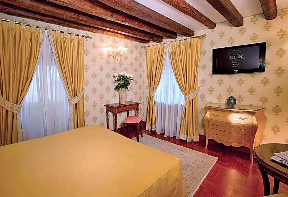 Hotel Palazzo Stern