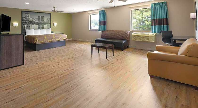 Super 8 by Wyndham Richmond Midlothian Turnpike