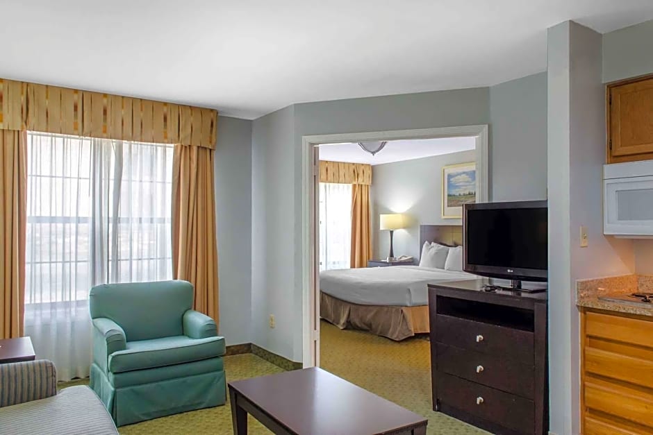 Ramada by Wyndham Shreveport Airport