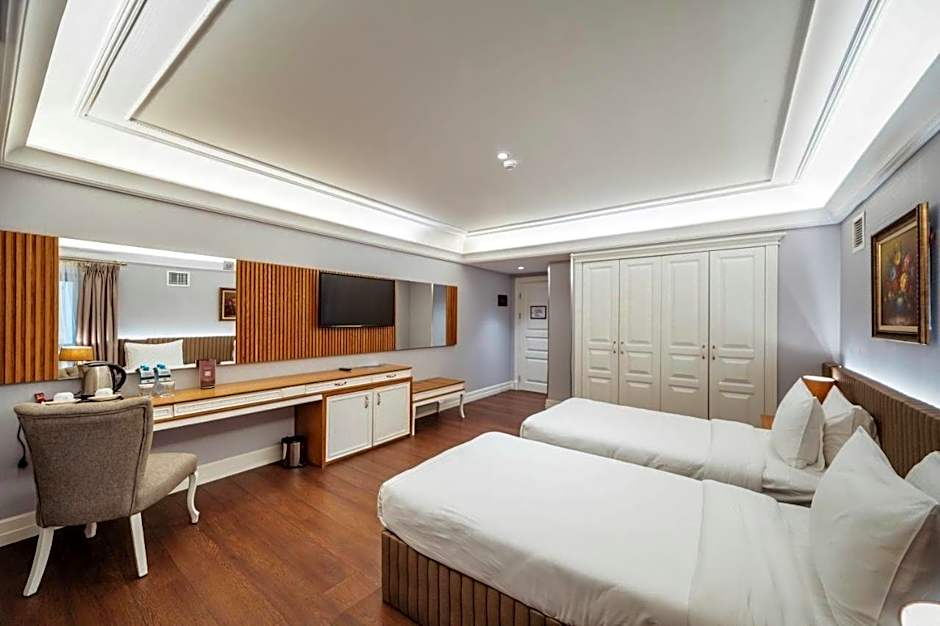 Theatrum Hotel Baku