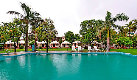 Shree Vilas - A Pichola Lake Facing Resort 