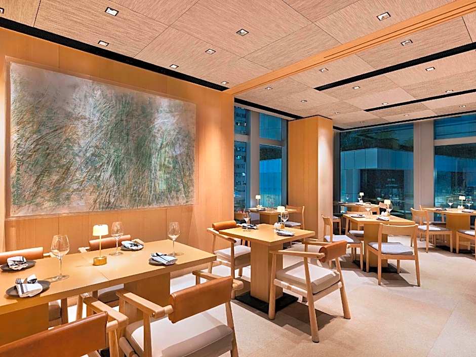 AKI Hong Kong - Mgallery