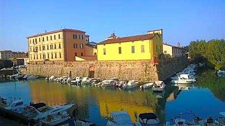 Dogana d'Acqua Rooms & Art