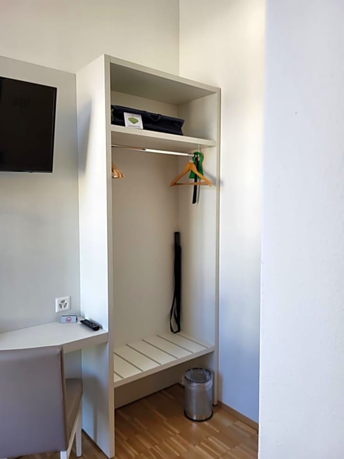 Business Center IN Villa